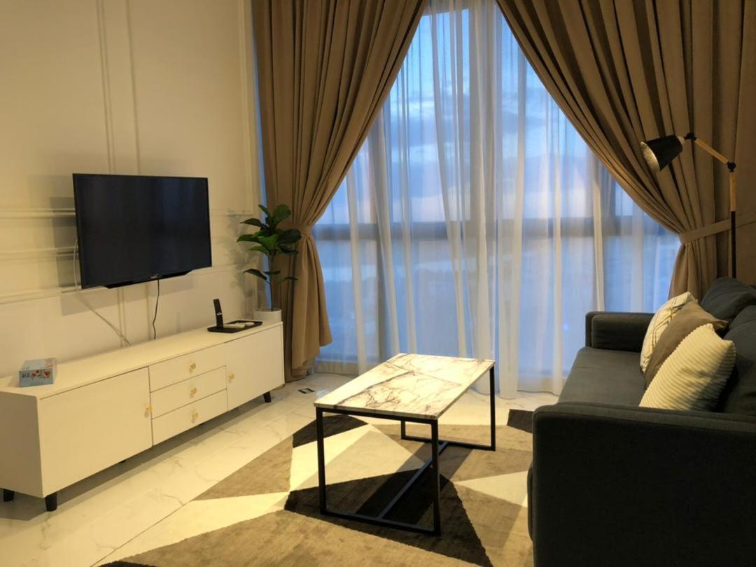 Appartamento Panglima Troika Residensi Kota Bharu Esterno foto