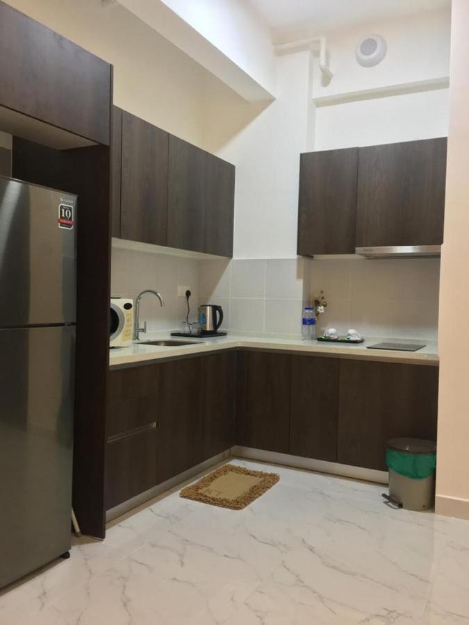 Appartamento Panglima Troika Residensi Kota Bharu Esterno foto